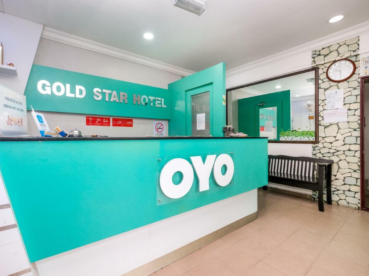 Oyo 850 Gold Star Hotel Chukai Exterior foto